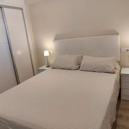 Vistas Al Mar. Junto A La Playa. Garaje Y Piscina. Lejlighed Calpe