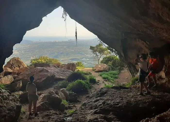 Vistas Al Mar. Junto A La Playa. Garaje Y Piscina. * Calpe